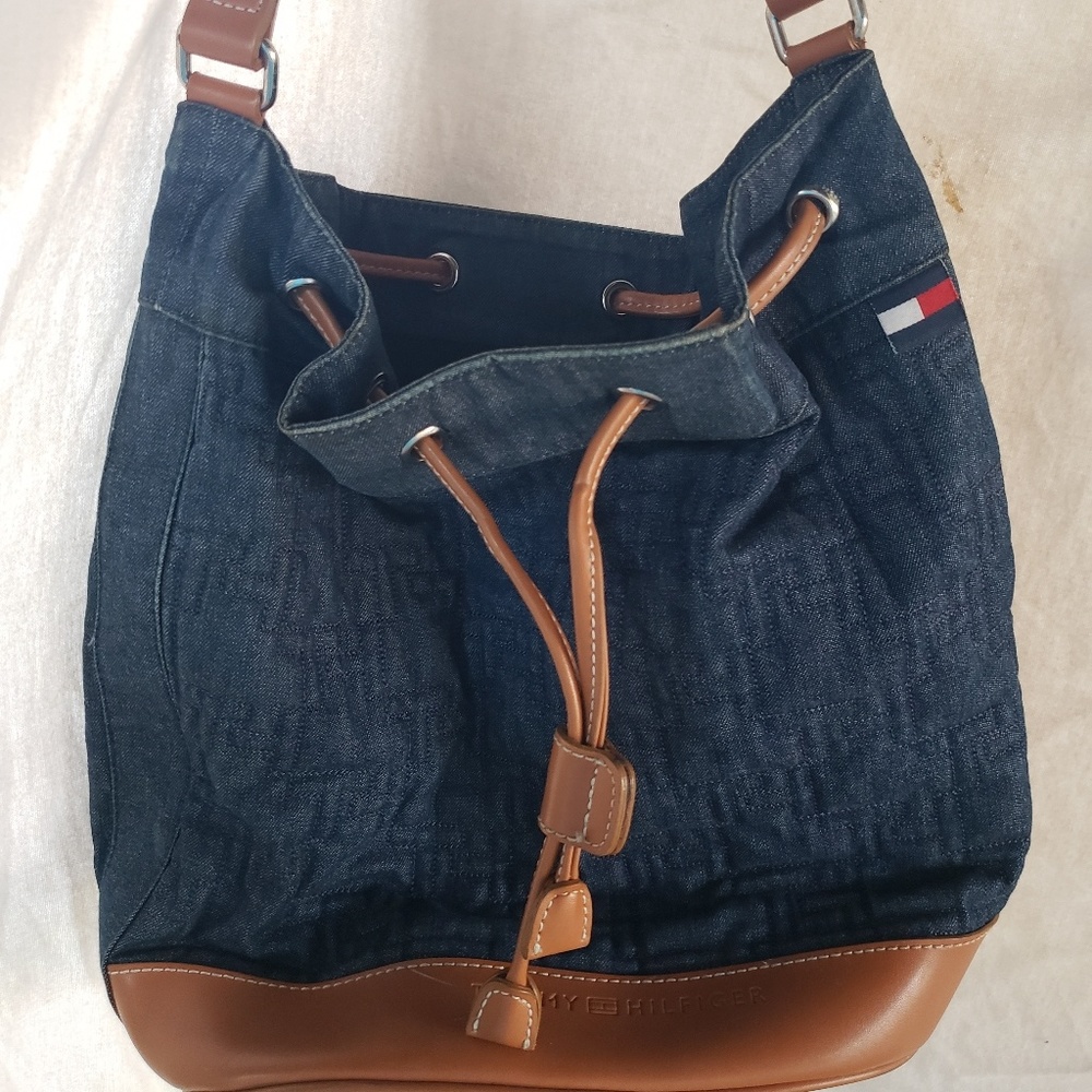 Vintage tommy Hilfiger denim cross bag